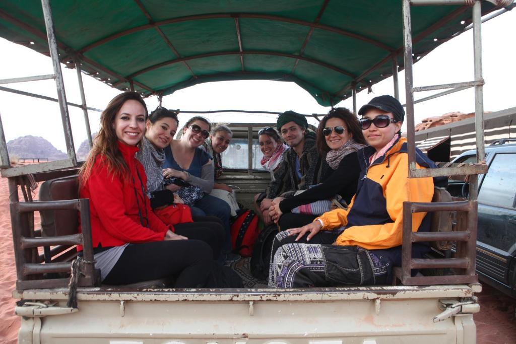 Bedouin Expedition 瓦迪拉姆 外观 照片